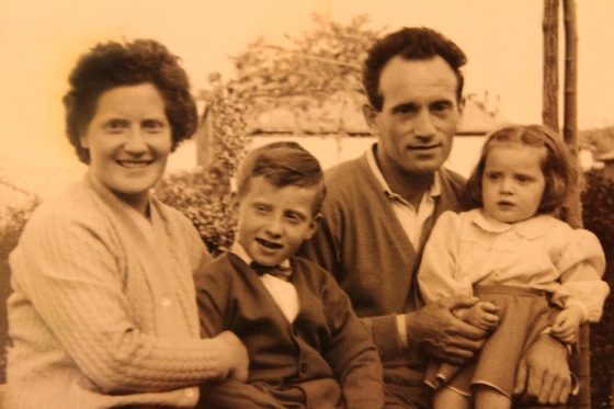 A família completa: Romana e Mario com os filhos Ottavio e Maria Rosa. REPRODUÇÃO/ARQUIVO PESSOAL