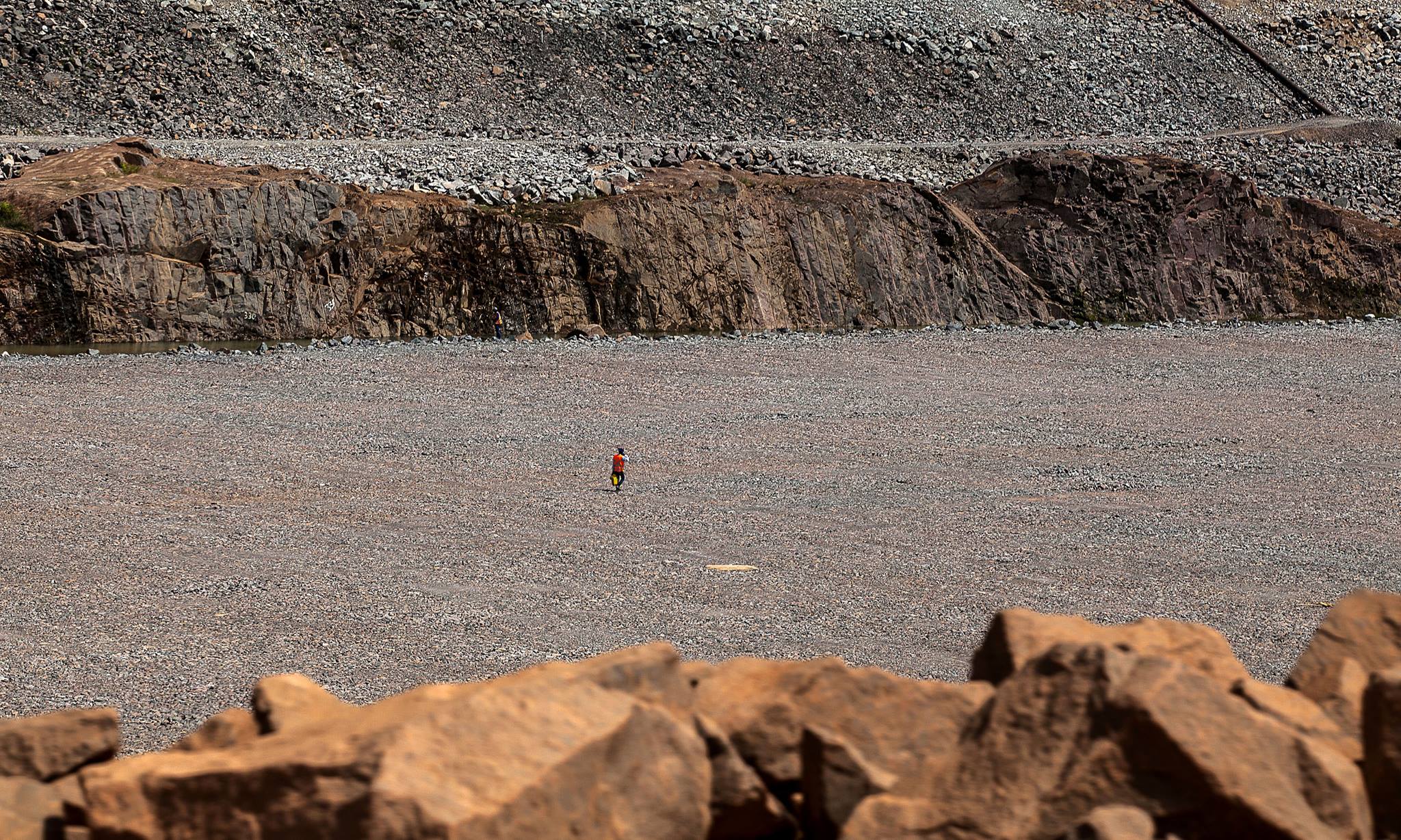 Um dos buracos artificiais de Belo Monte. LILO CLARETO